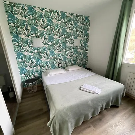 Le Relax Hotel Aurillac