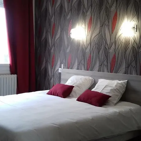 Le Relax 2* Aurillac